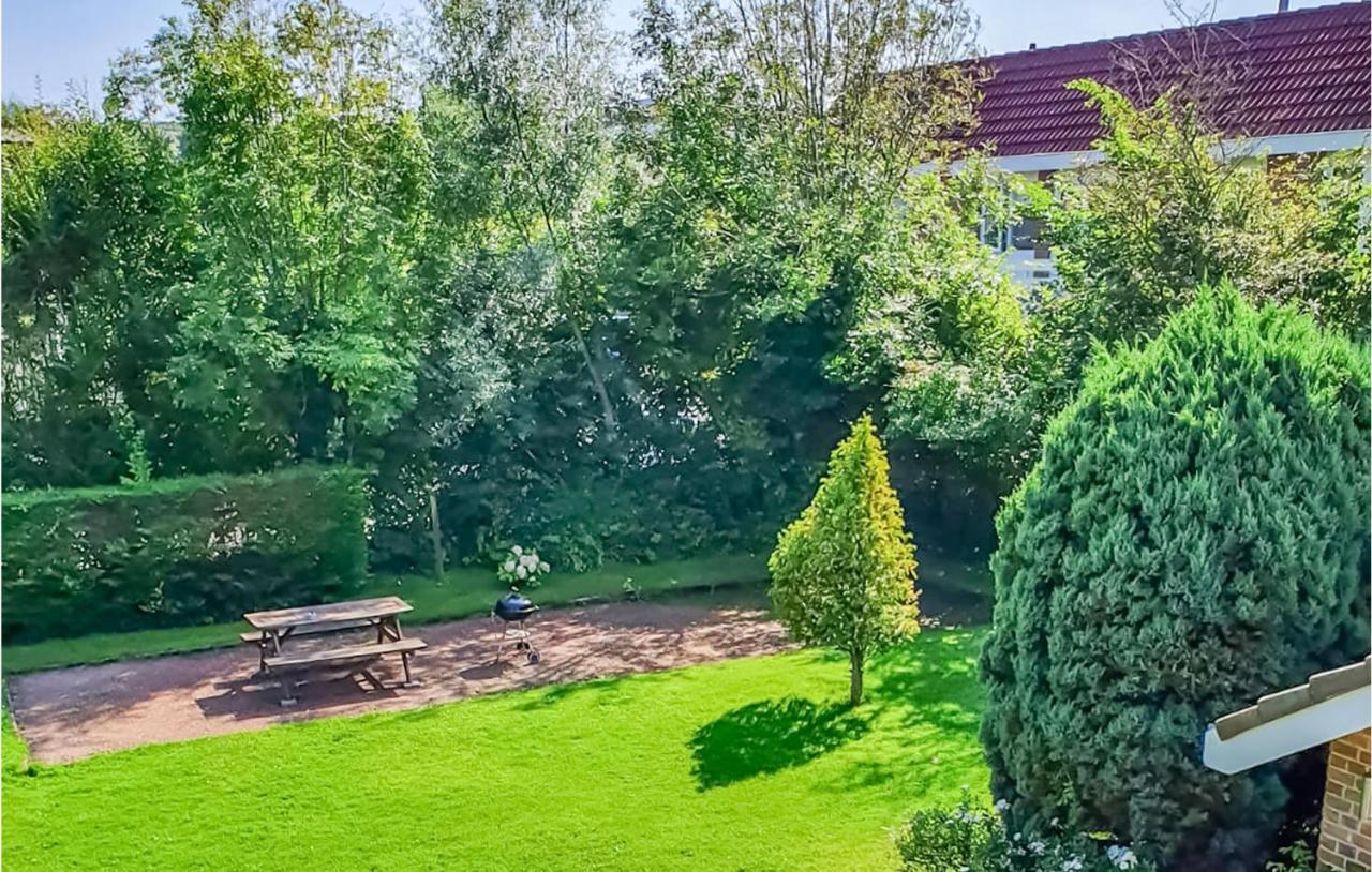 1 Bedroom Gorgeous Home In Zoutelande Buitenkant foto
